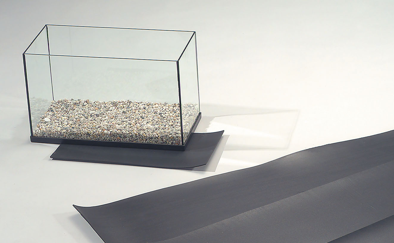 Aquarium-/ Terrariumunterlage 120x50cm